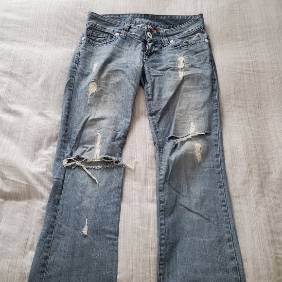 Guess Jeans - Picture 4 of 5